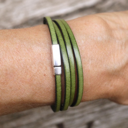 bracelet-cuir-femme-fait-main-3mm-vert-011