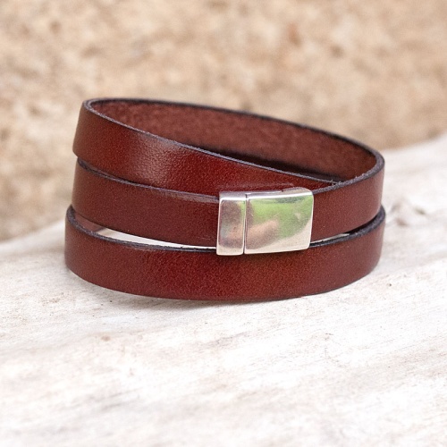 bracelet-cuir-homme-artisanal-quinn-marron-01