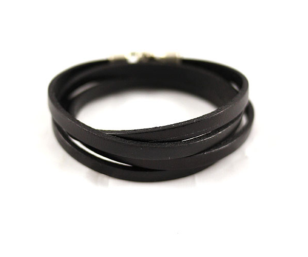 Bracelet en cuir femme fait main noir 4 tours de poignet